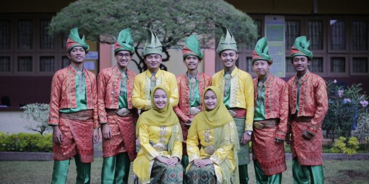 UMSU Raih Juara 3 Lomba Berbalas Pantun Tingkat Nasional