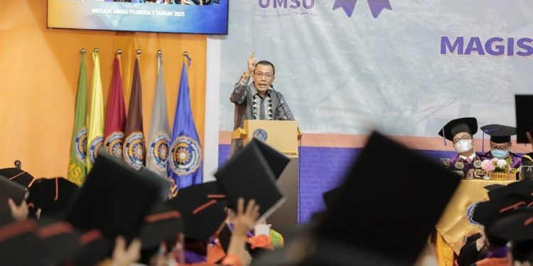 Kepada Wisudawan UMSU, Kepala L2DIKTI Sumut: Banggalah Lulus dari Universitas Hebat