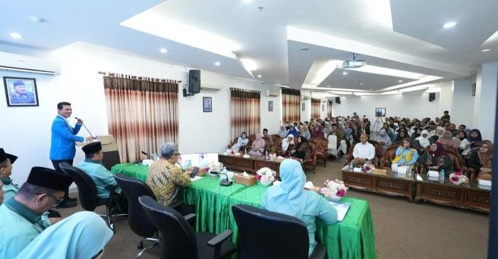 Staf Ahli Pemprov Sumut Bahas Transformasi Digital di Hadapan 806 Mahasiswa Baru SPs UMSU